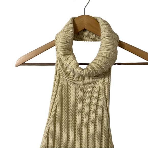 LOCAL EUROPEAN Saro Cream Knit Open Back Turtleneck Sweater Top - Picture 4 of 8